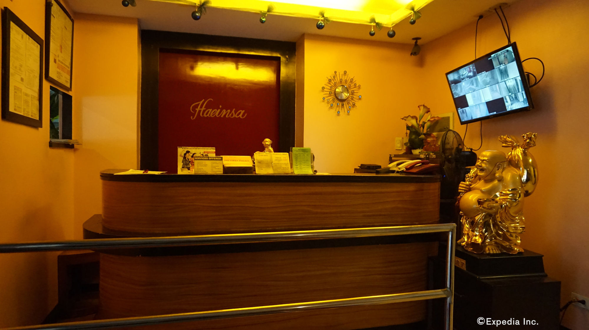 Haeinsa Condotel Quezon City Exterior photo